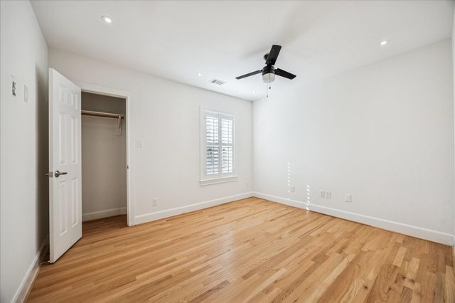 2409 Dryden Road, Houston, TX 77030