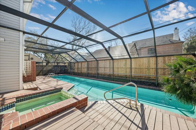 2409 Dryden Road, Houston, TX 77030