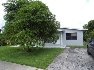 2725 SW 9th Street, Fort Lauderdale, FL 33312