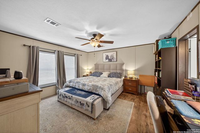 155 County Road 6712, Natalia, TX 78059