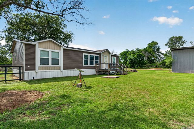 155 County Road 6712, Natalia, TX 78059