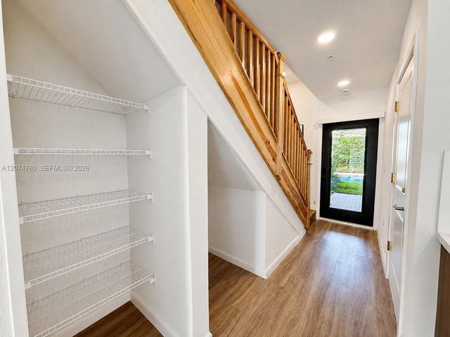 2511 Pierce Street 7, Hollywood, FL 33020