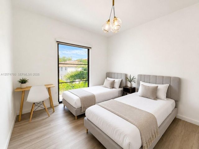 2511 Pierce Street 7, Hollywood, FL 33020