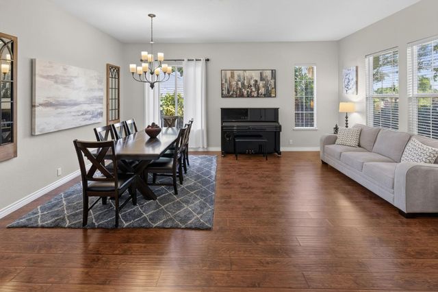 5730 Morningside Ct, Rocklin, CA 95677