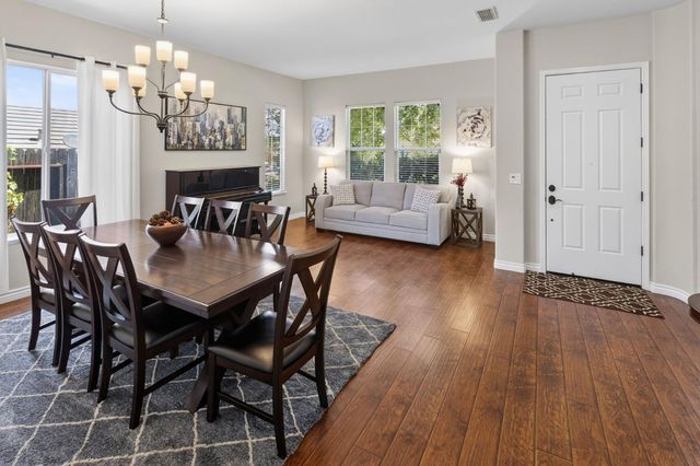 5730 Morningside Ct, Rocklin, CA 95677