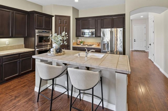 5730 Morningside Ct, Rocklin, CA 95677