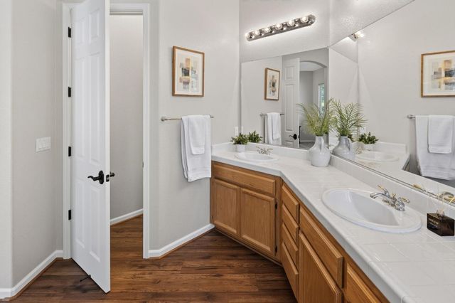 5730 Morningside Ct, Rocklin, CA 95677