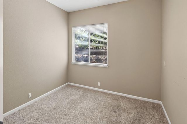 5730 Morningside Ct, Rocklin, CA 95677