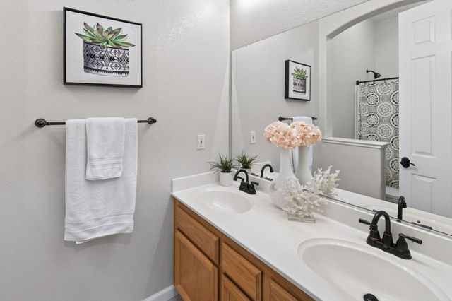 5730 Morningside Ct, Rocklin, CA 95677