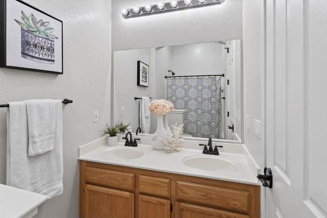 5730 Morningside Ct, Rocklin, CA 95677