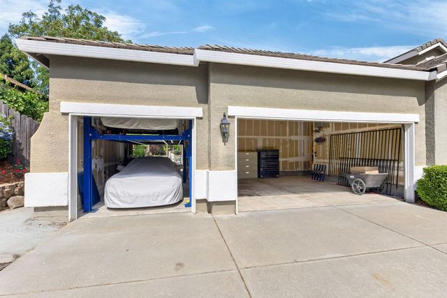 5730 Morningside Ct, Rocklin, CA 95677