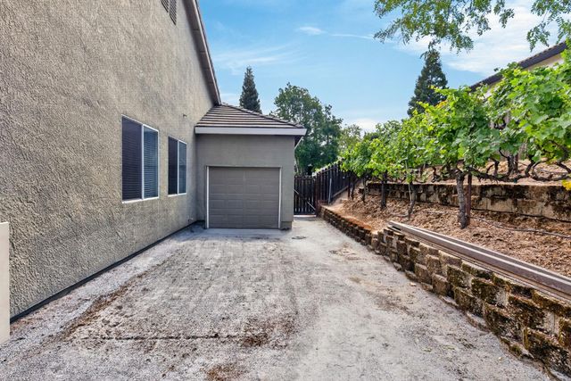 5730 Morningside Ct, Rocklin, CA 95677
