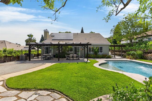 5730 Morningside Ct, Rocklin, CA 95677