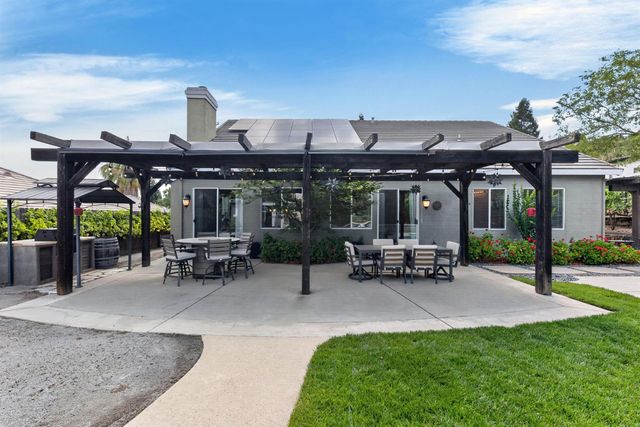 5730 Morningside Ct, Rocklin, CA 95677