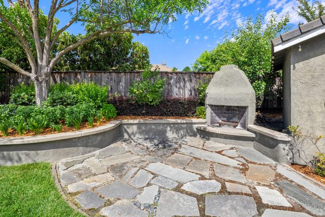 5730 Morningside Ct, Rocklin, CA 95677