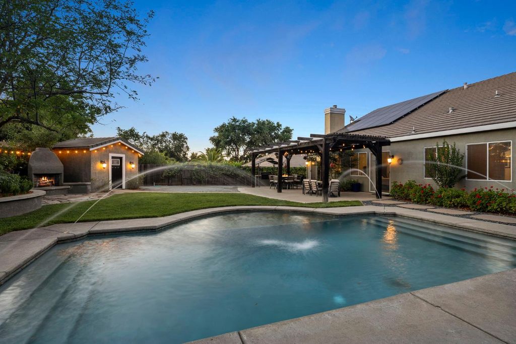 5730 Morningside Ct, Rocklin, CA 95677