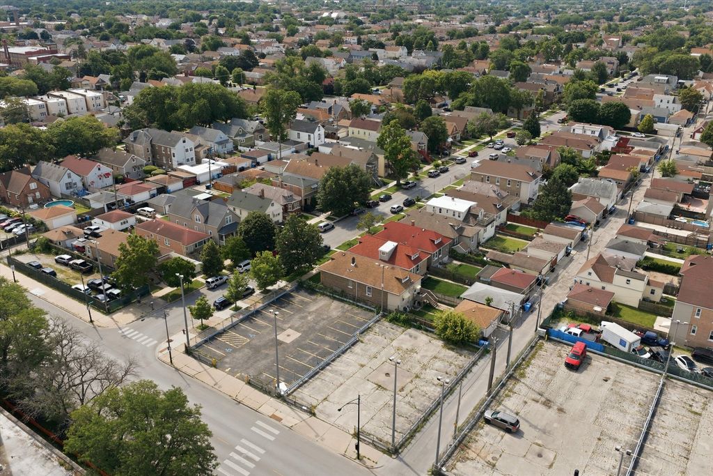 5100-5106 S Richmond Street, Chicago, IL 60632 — photo 2