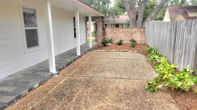 12531 Hazelwood Lane, Houston, TX 77077