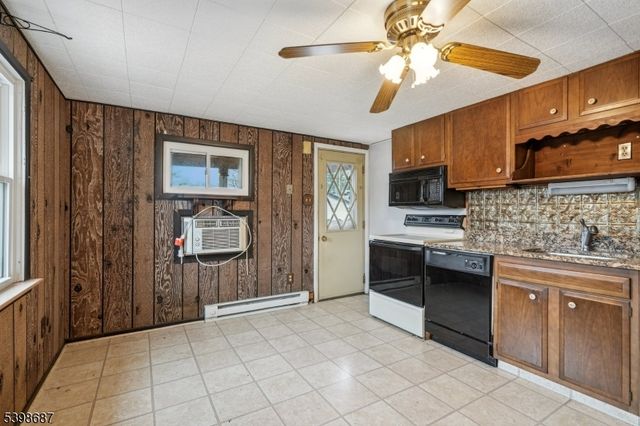 398 Riegelsville Rd, Holland Twp., NJ 08848