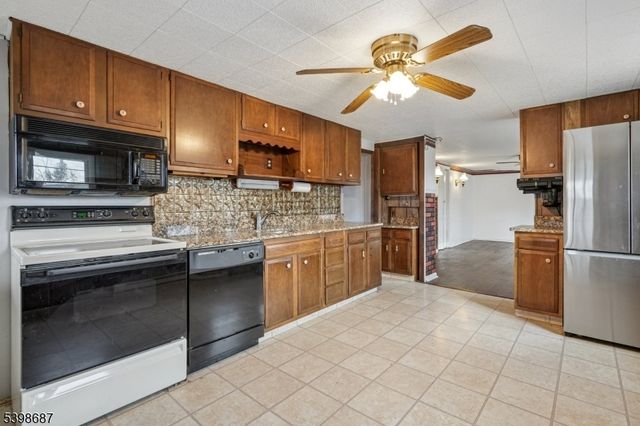 398 Riegelsville Rd, Holland Twp., NJ 08848