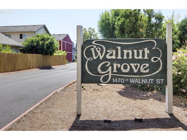 1470 Se WALNUT St 210, Hillsboro, OR 97123