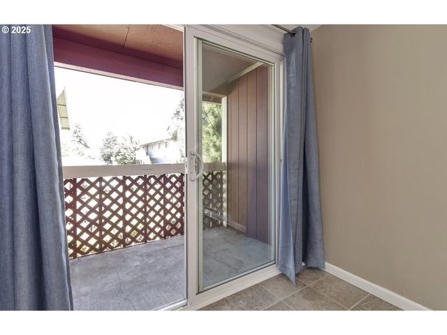 1470 Se WALNUT St 210, Hillsboro, OR 97123