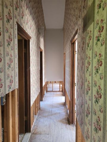 38525 Little Mack Avenue, Clinton Township, MI 48036