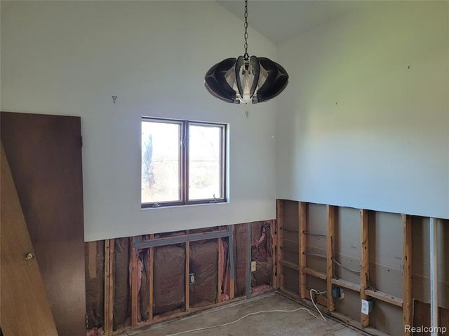 38525 Little Mack Avenue, Clinton Township, MI 48036