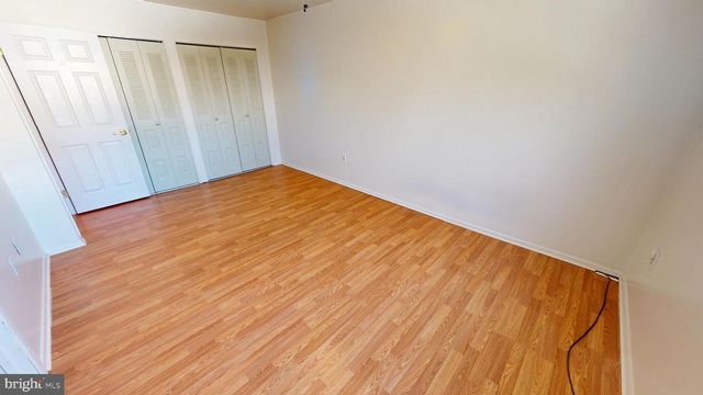 30 CHISWICK DR, Lindenwold, NJ 08021