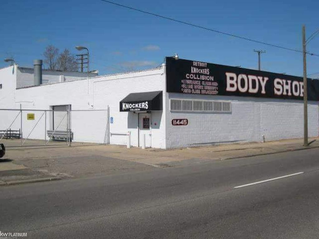 11445 Van Dyke Avenue, Detroit, MI 48234