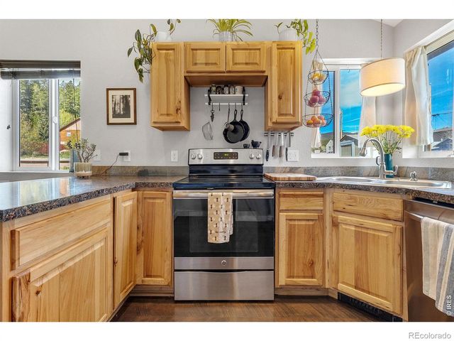 508 W 3rd Street, Nederland, CO 80466