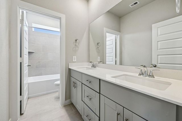 3221 Quiet Sunset Drive, Houston, TX 77080