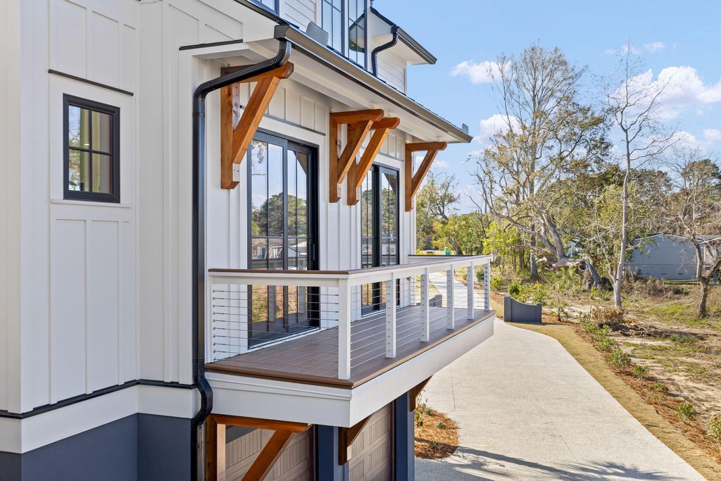 Image 114 of property listing at 118 Collins Hill Lane, Charleston, SC 29492