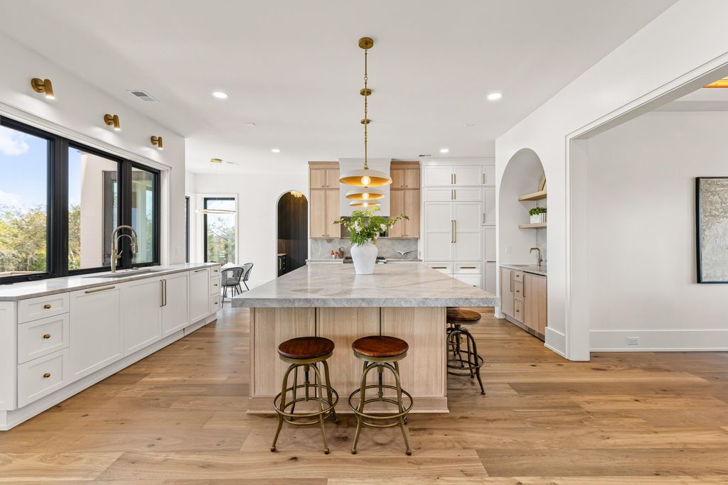 Image 15 of property listing at 118 Collins Hill Lane, Charleston, SC 29492