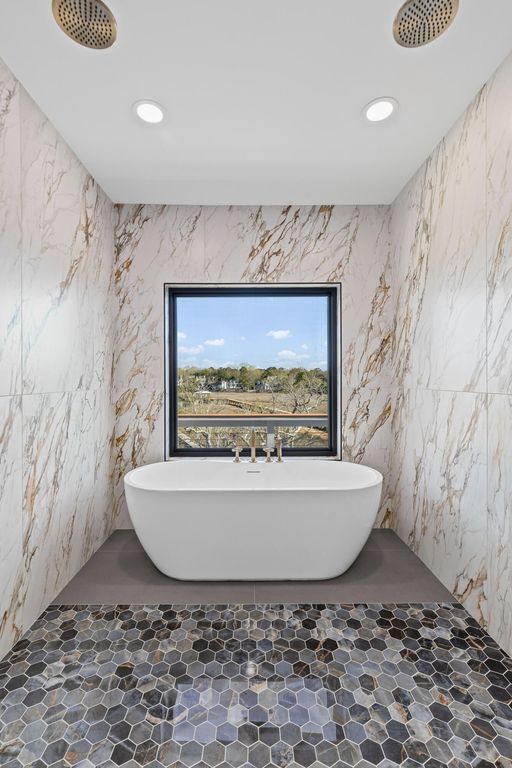 Image 71 of property listing at 118 Collins Hill Lane, Charleston, SC 29492