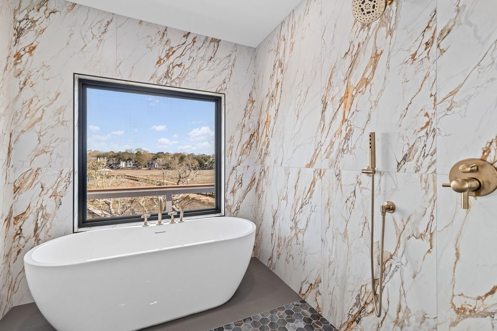 Image 72 of property listing at 118 Collins Hill Lane, Charleston, SC 29492