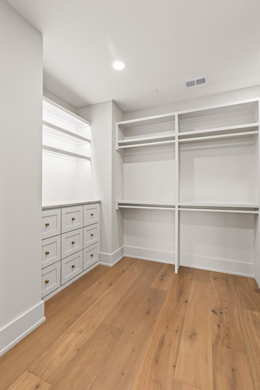 Image 77 of property listing at 118 Collins Hill Lane, Charleston, SC 29492