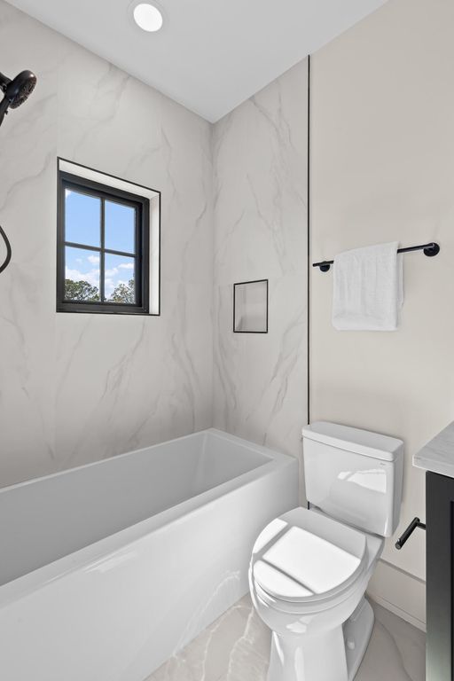 Image 85 of property listing at 118 Collins Hill Lane, Charleston, SC 29492