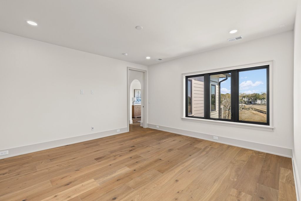 Image 86 of property listing at 118 Collins Hill Lane, Charleston, SC 29492