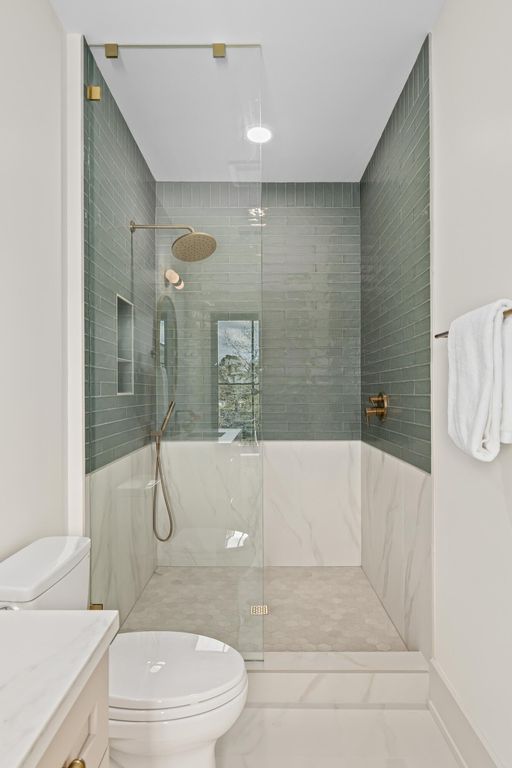 Image 92 of property listing at 118 Collins Hill Lane, Charleston, SC 29492