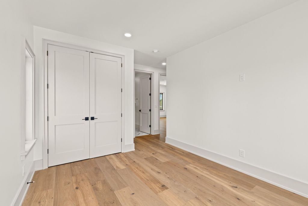 Image 94 of property listing at 118 Collins Hill Lane, Charleston, SC 29492