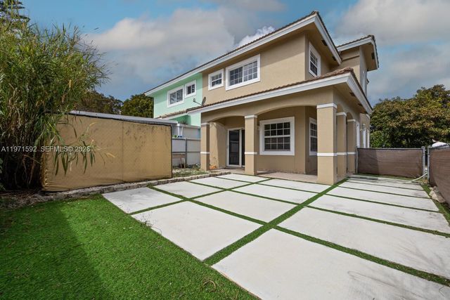 26100 SW 138th Ave, Homestead, FL 33032