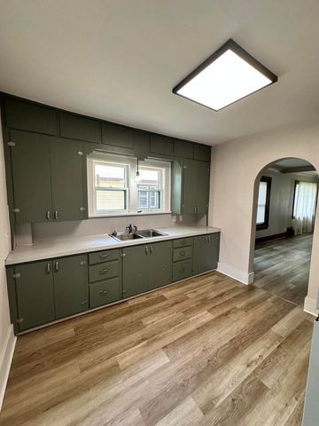 1636 Wood Street, Muskegon, MI 49442