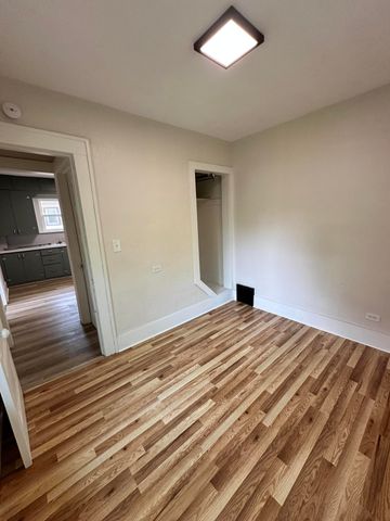 1636 Wood Street, Muskegon, MI 49442