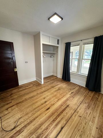 1636 Wood Street, Muskegon, MI 49442