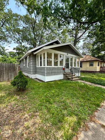 1636 Wood Street, Muskegon, MI 49442