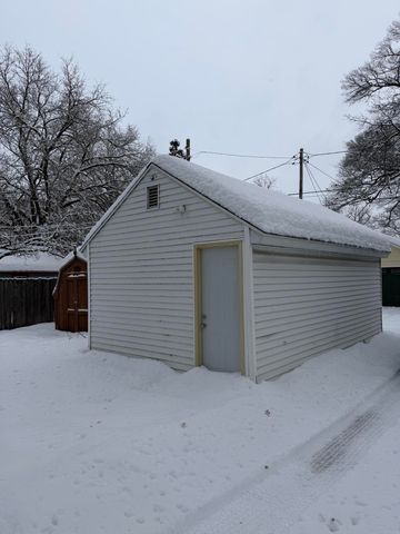 1636 Wood Street, Muskegon, MI 49442