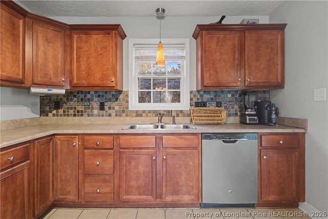 141 Highgrove Court, Raeford, NC 28376