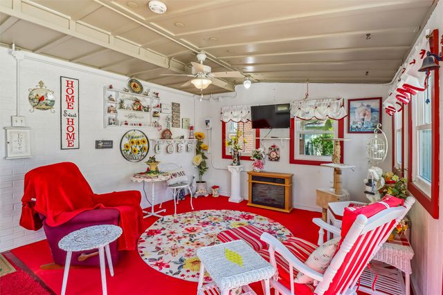 118 Gepke Parkway, Des Moines, IA 50320