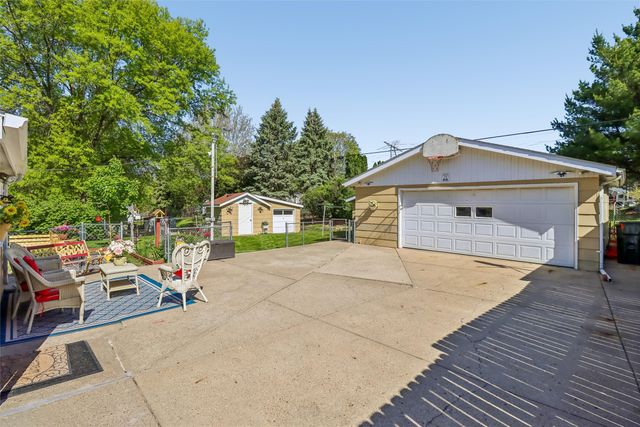 118 Gepke Parkway, Des Moines, IA 50320